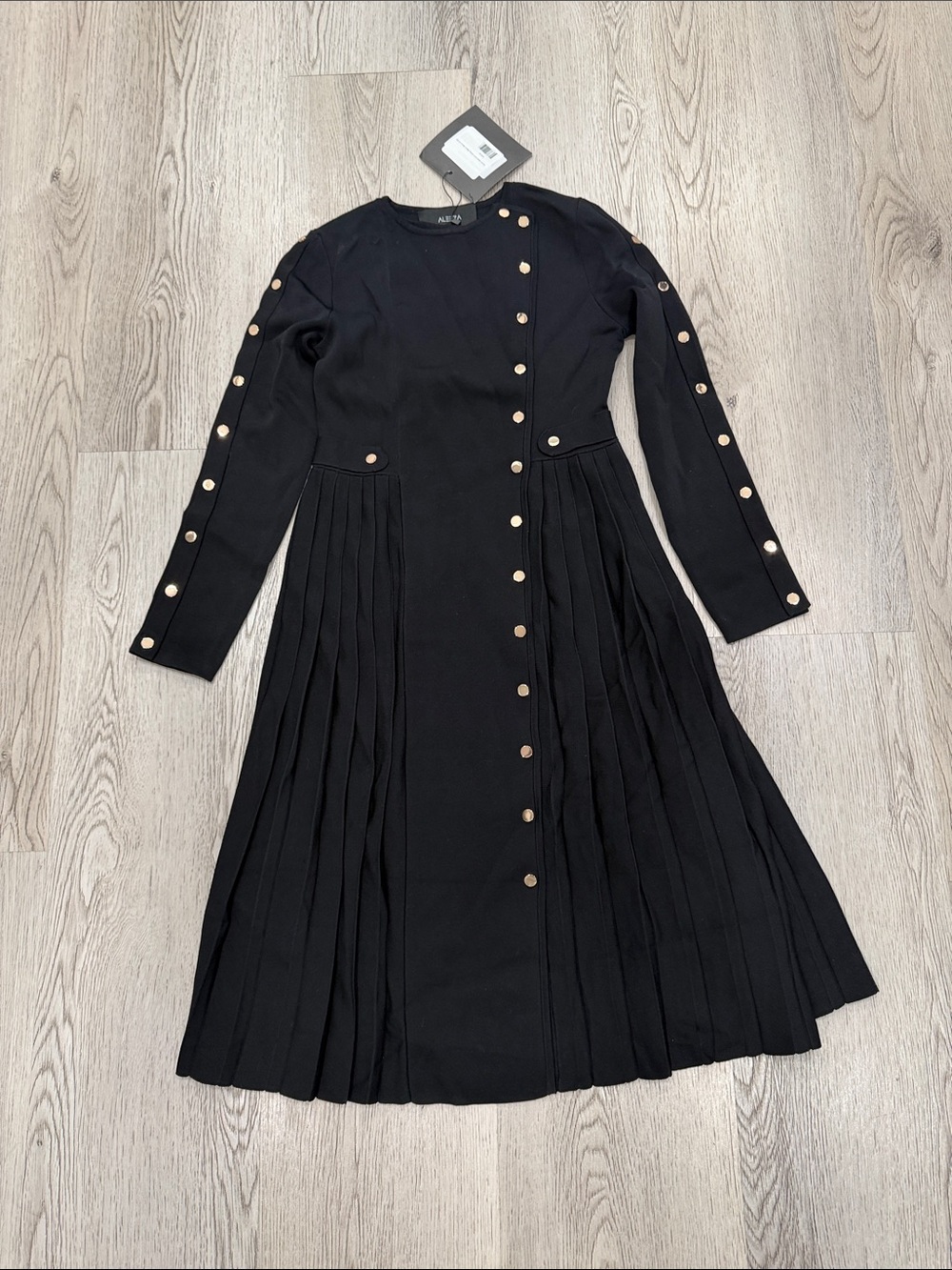 Alezza Paris Black Long-Sleeve Pleated A-Line Dress - Picture 2 of 3